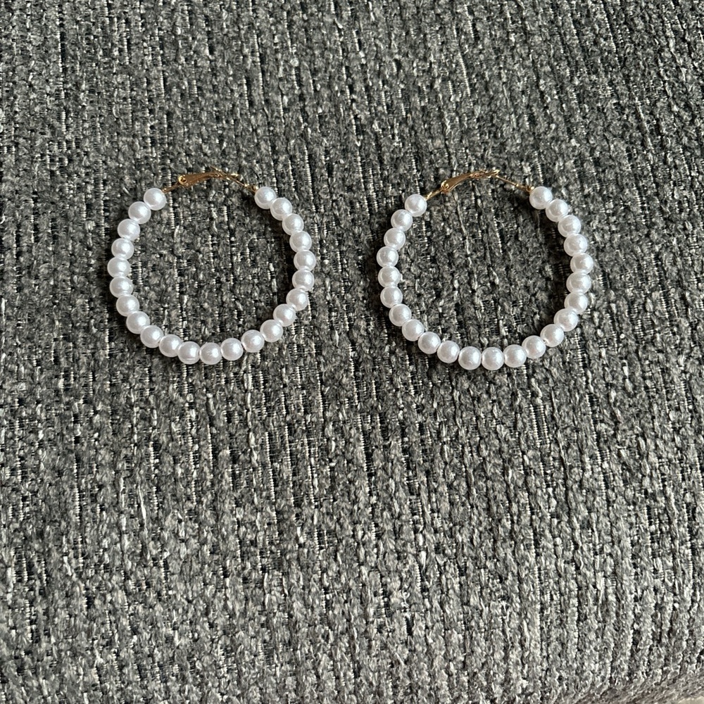 White pearl hoop earrings #pearlhoops